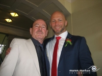 0039-20150522-hochzeit-vor-standesamt-048-