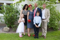 0183-20150522-hochzeit-standesamt-garten-032-